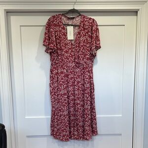 BloomChic NWT Floral Red Dress - Size 18-20